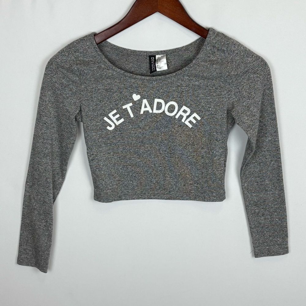 H&M Divided Je t'adore Long Sleeve Crop Top